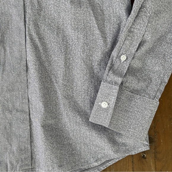 Karl lagerfeld gray striped classic long sleeve button down men’s 41 large - Picture 2 of 12
